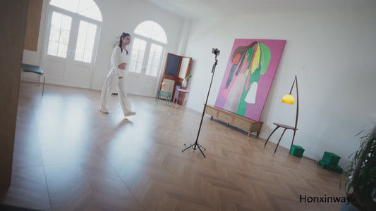 TRÍPODE C17 CON SEGUIMIENTO FACIAL